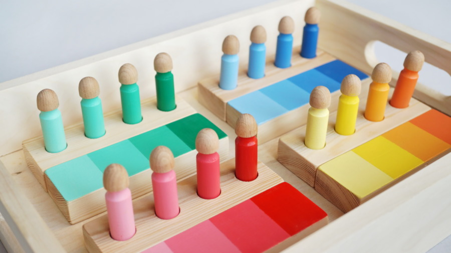 Sorter kolorów – materiał dydaktyczny Montessori